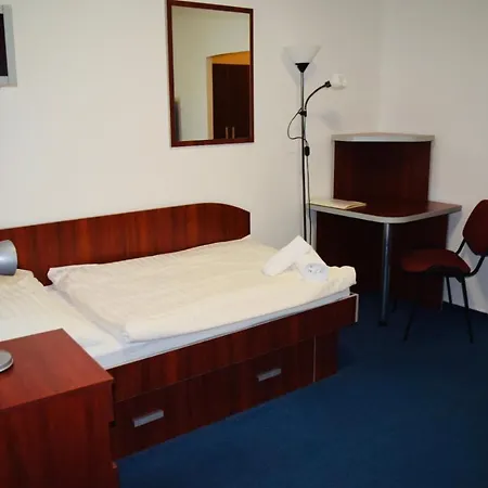 Ξενοδοχείο Lc - 3*